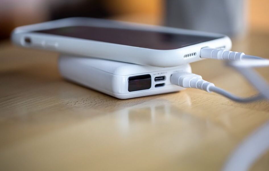 how to clean iPhone charging port